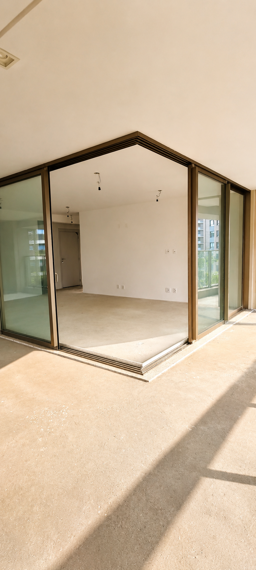 Design, Conforto e um Quintal Só Seu: 222m² de Pura Sofisticação - Imagem 3